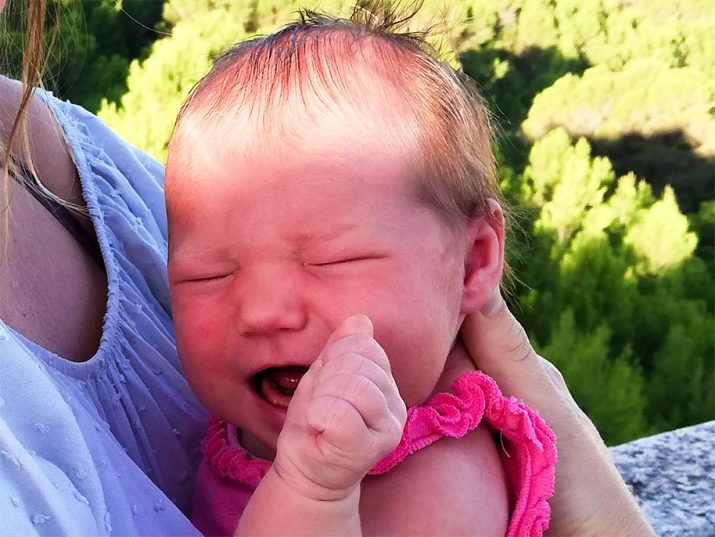 Cluster feeding Tips for breastfeeding mums ♡ Why, When and how to guide